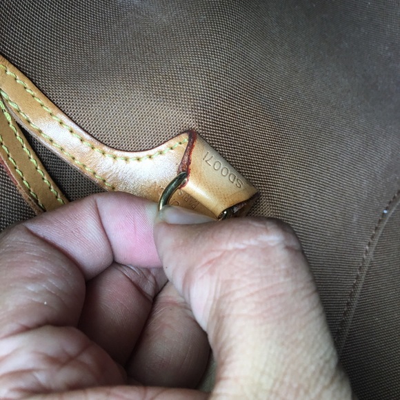 Louis Vuitton Monogram Eclipse MM - Picture 8 of 8